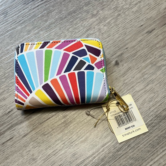Trina Turk Handbags - Trina Turk Multicolor Fan Pattern Wallet NWT
